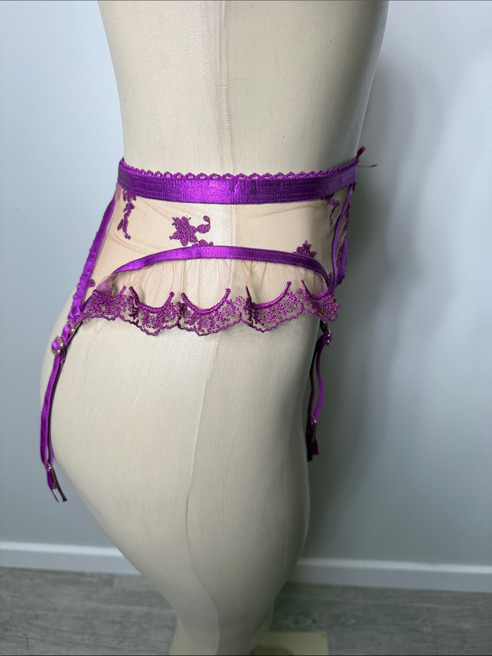 Honey Birdette Madison Violet Lace Garter Belt with Satin Straps NWOT - Picture 7 of 8